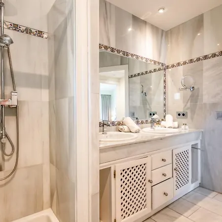 Penthouse Boutique *