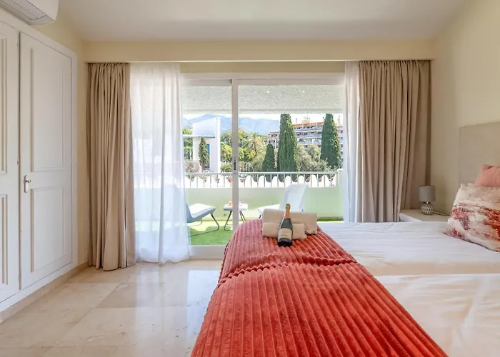 アパート Penthouse Boutique マルベーリャ